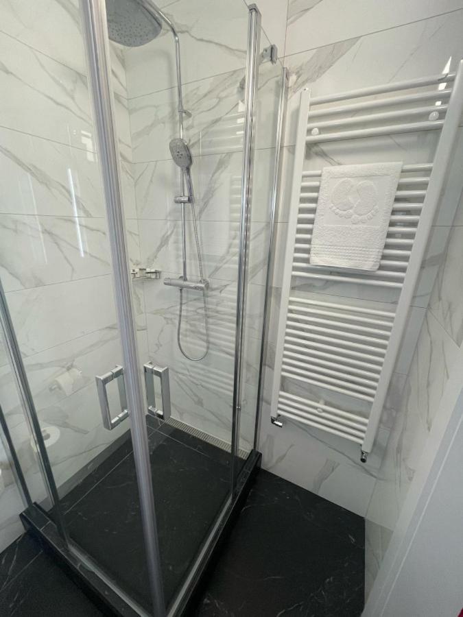 Penzion Rosel Nove Zamky Exterior photo